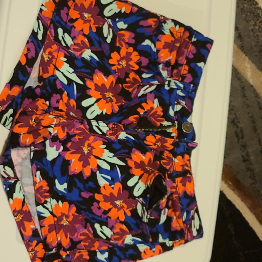 Floral shorts
